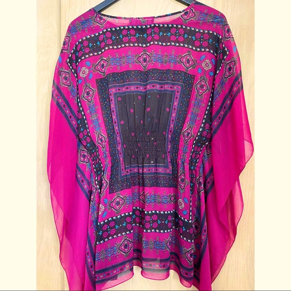 Forever 21 Sheer floral cinched batwing blouse - Picture 2 of 5